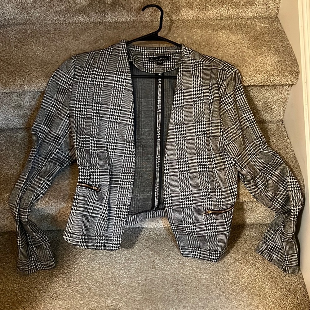 Houndstooth blazer